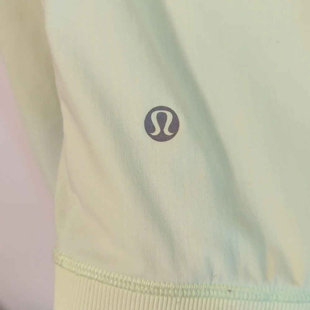 lululemon athletica lululemon street